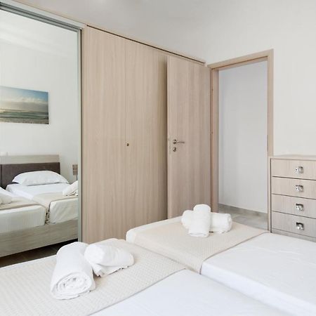 Ormos Naoussa'S Suite Exterior photo